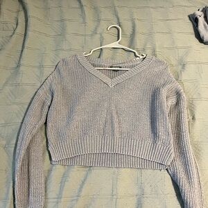 Wild Fable Women's Light Gray V-Neck Sweater